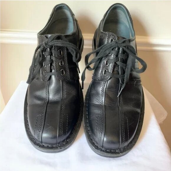 Clarks Black Leather Ortholite Dress Shoes 7